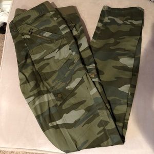 TEMPORARY FLASH SALE 🎈🎈🎈 Camouflage pant